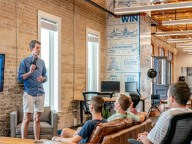 Пластиковый лист PP/PEСоточные рулоны для лотков для пищевых продуктов Пластиковый лист PP/PEСоточные рулоны для лотков для пищевых продуктов